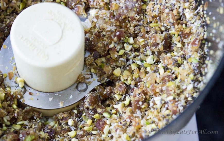 Dates and Nuts energy bites-7