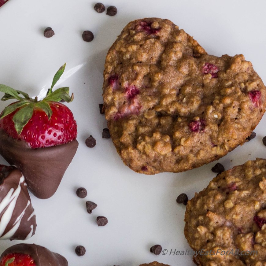 Strawberry Oatmeal Yogurt Muffins-15