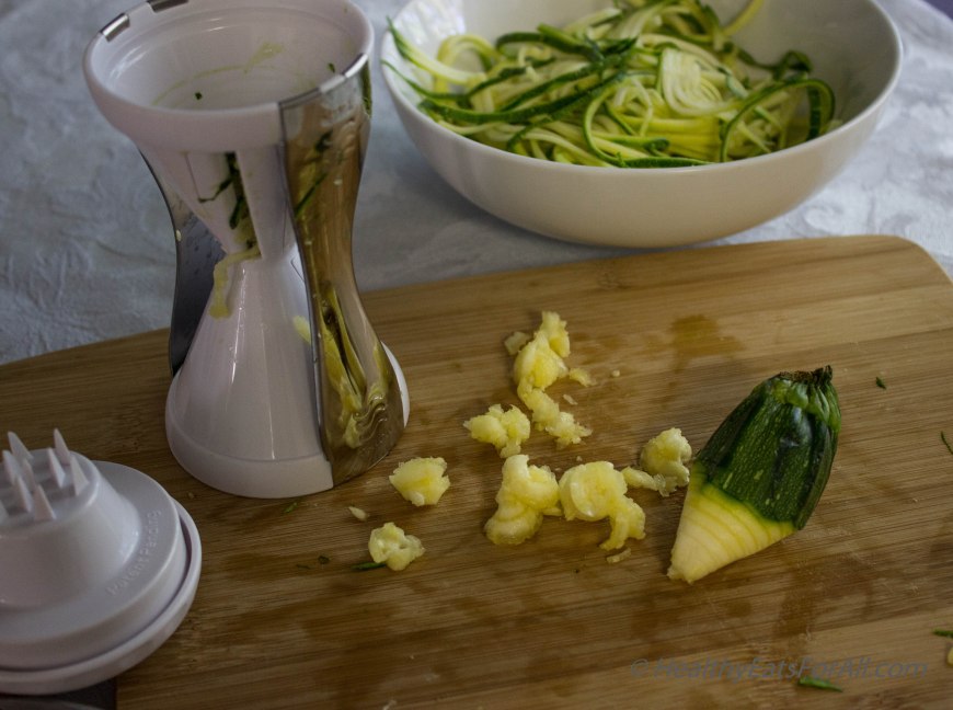 Vegan Zucchini Spaghetti with Mushroom Tofu Sauce-8